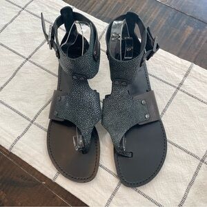 Tory Burch Tegan Stingray Leather Ankle Strap Sandal Size 9